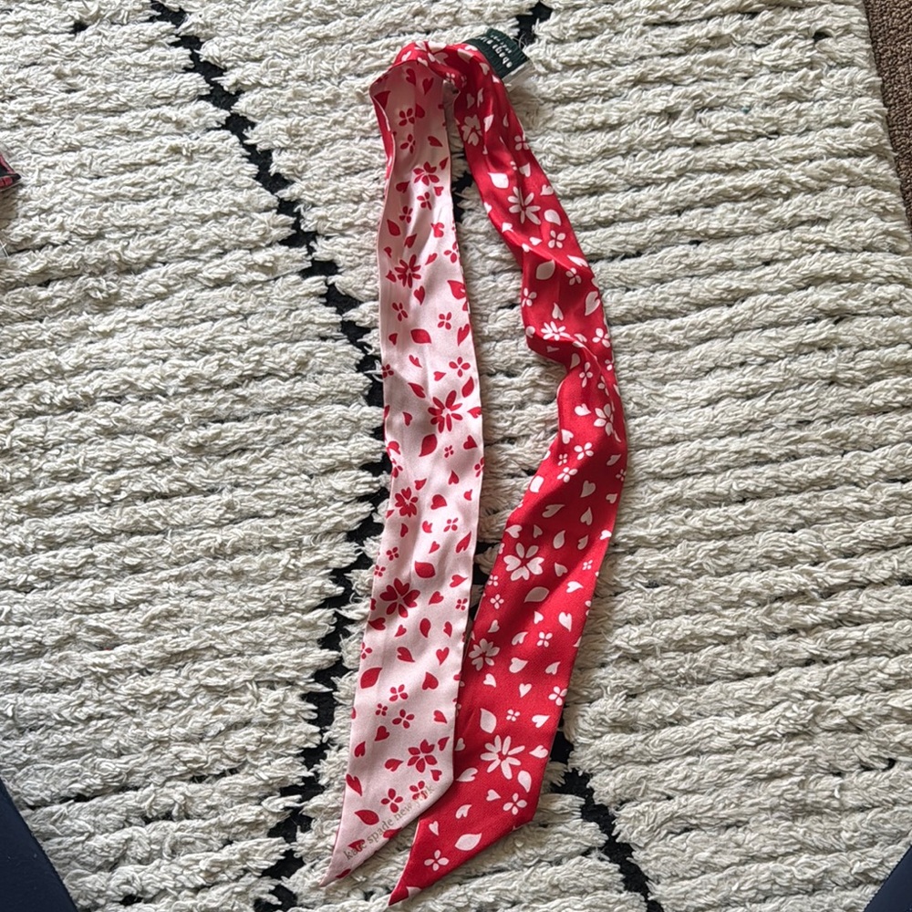 Red and White Floral Hair Scarf